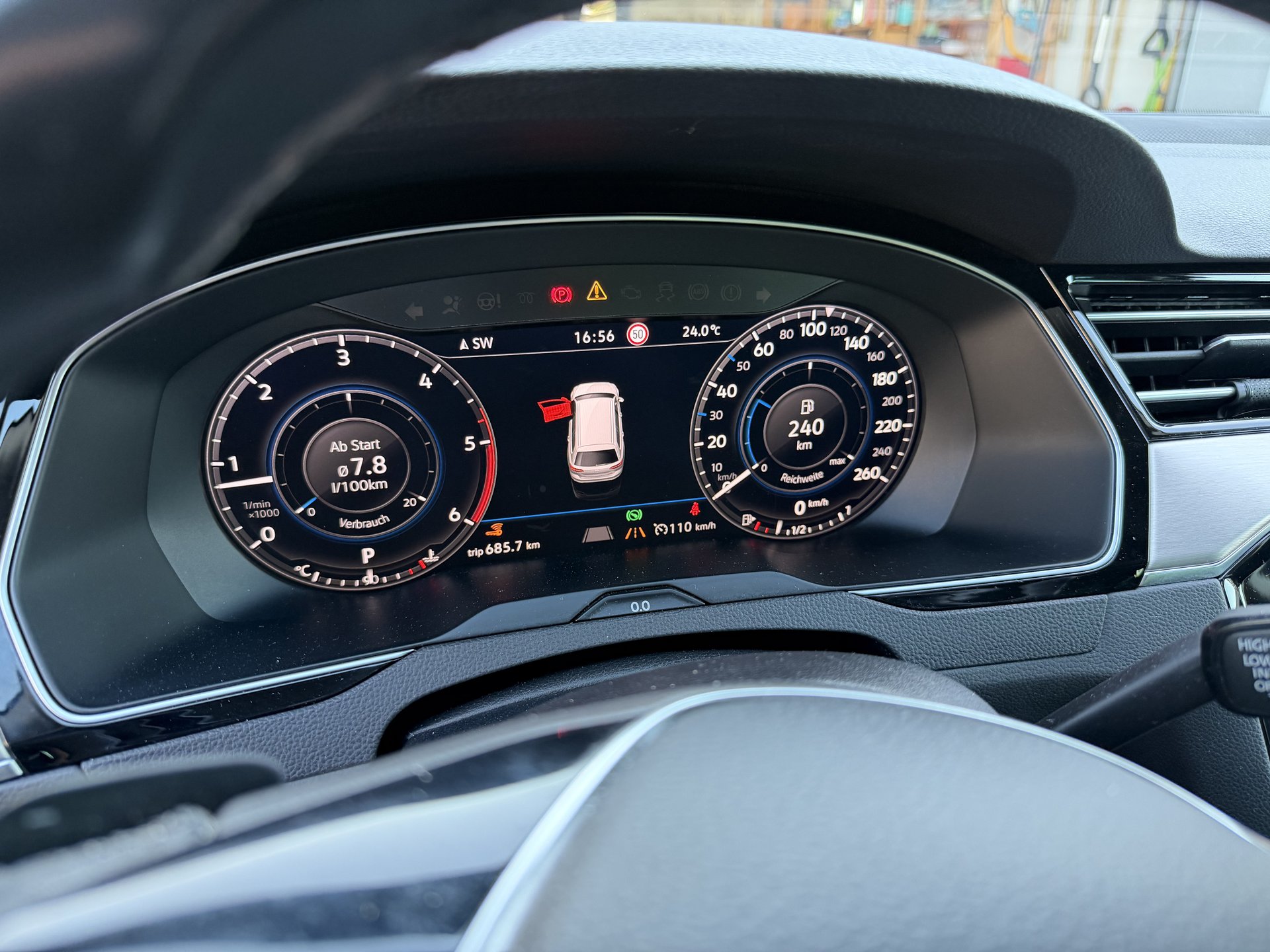 Seitenansicht – VW Passat R-Line mit 19-Zoll-Felgen