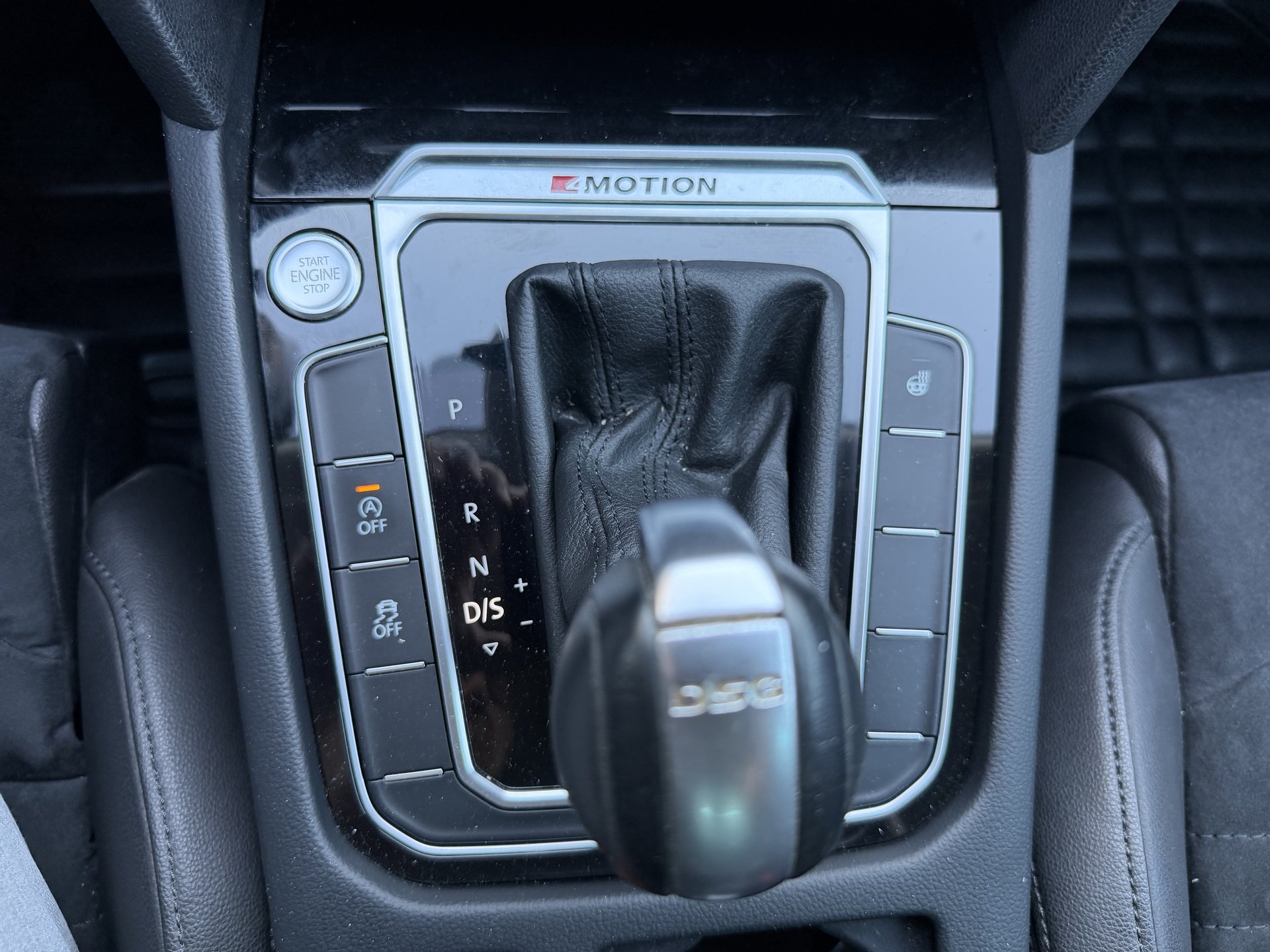 Heckansicht – PASSAT 2.0 TDI 4MOTION Schriftzug
